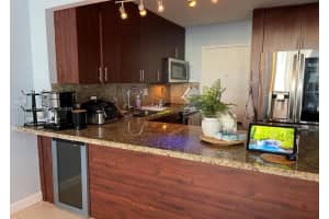 3180 S Ocean Dr APT 122, Hallandale Beach, FL 33009, Sold 06/20/24