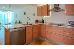 218 SE 14th St APT 2106, Miami, FL 33131, Sold 03/22/24