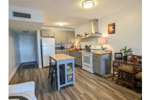 1555 W 44th Pl APT 303, Hialeah, FL 33012, Sold 01/29/24