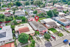 854 E 24th St Hialeah, FL 33013 - Off Market