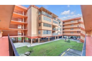 1810 W 56th St APT 3116, Hialeah, FL 33012, Sold 05/30/24