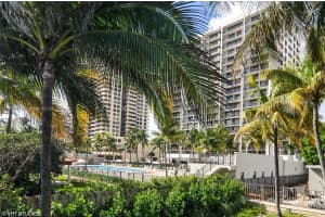 2625 Collins Ave APT 1109, Miami Beach, FL 33140, Sold 01/31/24
