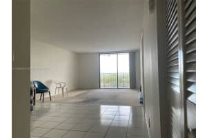 2625 Collins Ave APT 1109, Miami Beach, FL 33140, Sold 01/31/24