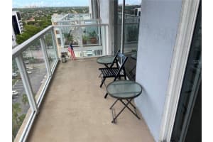 5091 NW 7th St, Miami, FL 33126, Sold 07/05/24