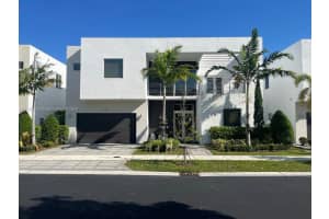 7453 NW 100th Ct, Doral, FL 33178, Sold 03/13/24
