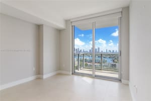 16385 Biscayne Blvd Unit 2818, Aventura, FL 33160, Sold 01/31/24