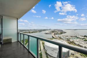 888 Biscayne Blvd APT 4104, Miami, FL 33132, Sold 04/08/24
