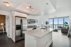 888 Biscayne Blvd APT 4104, Miami, FL 33132, Sold 04/08/24