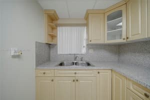 220 NW 87th Ave APT K208, Miami, FL 33172, Sold 02/23/24
