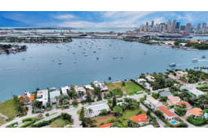1520 NE 13th Pl, Miami Beach, FL 33139, Sold 11/13/24