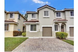 21103 NW 14th Pl Apt 134, Miami Gardens, FL 33169, Sold 04/15/24