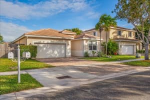 649 SE 31st Ave, Homestead, FL 33033, Sold 01/29/24
