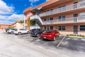 18555 NE 14th Ave APT 520, Miami, FL 33179, Sold 05/31/24