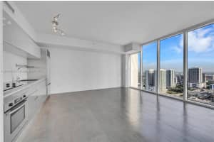 1040 Biscayne Blvd APT 3205, Miami, FL 33132, Sold 10/16/24