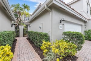 836 Spinnaker Dr E, Hollywood, FL 33019, Sold 09/03/24