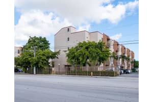4715 NW 7th St Apt 110-2, Miami, FL 33126, Sold 04/08/24