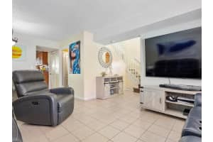 7211 W 24th Ave APT 2217, Hialeah, FL 33016, Sold 04/08/24