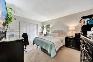 10756 N Kendall Dr APT J10, Miami, FL 33176, Sold 04/22/24