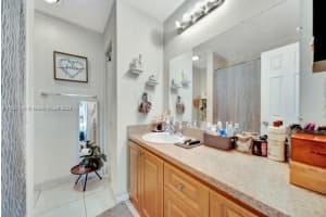 10756 N Kendall Dr APT J10, Miami, FL 33176, Sold 04/22/24
