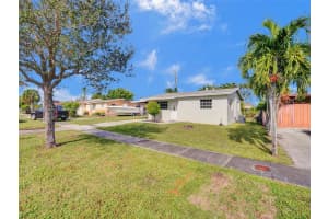 8001 NW 170th St, Hialeah, FL 33015, Sold 02/29/24