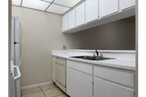 8160 Geneva Ct #216, Doral, FL 33166, Sold 04/09/24
