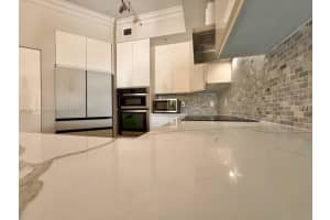 3001 NE 185th St APT 516, Aventura, FL 33180, Sold 04/25/24