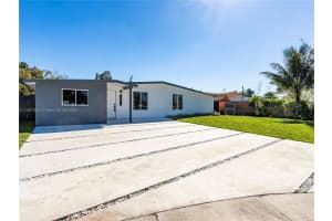 18511 NW 84th Ave, Hialeah, FL 33015, Sold 03/18/24
