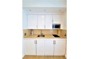 642 Michigan Ave APT 6, Miami Beach, FL 33139, Sold 06/05/24