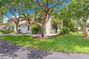 973 Azure Ln, Weston, FL 33326, Sold 03/04/24
