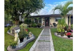 16700 NW 72nd Ct, Hialeah, FL 33015, Sold 03/12/24