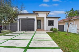 2210 Farragut St, Hollywood, FL 33020, Sold 03/26/24