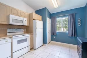 7900 NW 6th St APT 204, Pembroke Pines, FL 33024, Sold 03/14/24