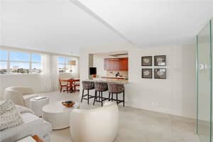 100 Golden Isles Dr APT 513, Hallandale Beach, FL 33009, Sold 02/05/24