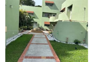 11011 NW 7th St 106 8, Miami, FL 33172, Sold 05/29/24