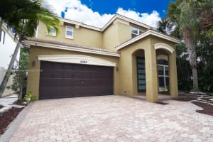 15582 SW 54th Ct, Miramar, FL 33027, Sold 04/04/24