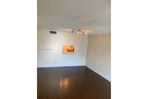 711 N Pine Island Rd APT 111, Plantation, FL 33324, - MLS#A11508012