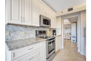 1201 S Ocean Dr #208n, Hollywood, FL 33019, Sold 05/10/24