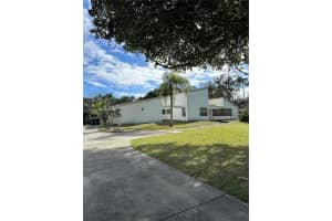 6132 NW 79th Way, Parkland, FL 33067, Sold 02/15/24