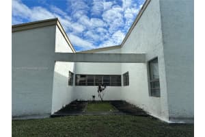6132 NW 79th Way, Parkland, FL 33067, Sold 02/15/24