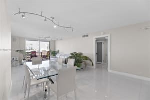 6039 Collins Ave APT 1028, Miami Beach, FL 33140, Sold 03/27/24