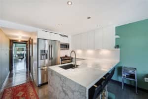 405 N Hibiscus Dr APT 201, Miami Beach, FL 33139, Sold 01/31/24