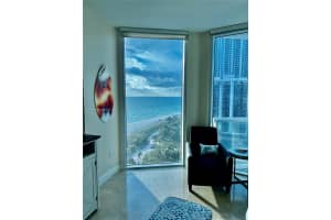 6515 Collins Ave APT 1207, Miami Beach, FL 33141, Sold 04/01/24