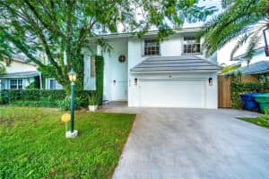 2515 NE 206th Ln, Miami, FL 33180, Sold 03/07/24