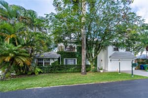 2515 NE 206th Ln, Miami, FL 33180, Sold 03/07/24