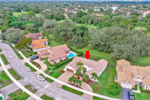 9281 Southern Orchard Rd N, Davie, FL 33328, Sold 03/08/24