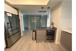 3330 NE 190th St APT 912, Aventura, FL 33180, Sold 04/15/24