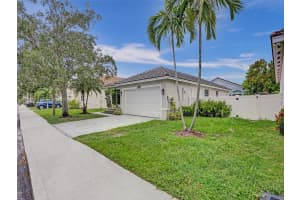 16521 NW 22nd St, Pembroke Pines, FL 33028, Sold 03/08/24