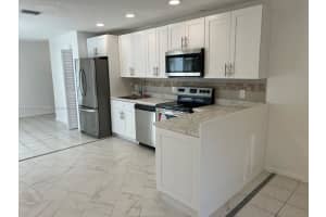 11640 NW 39th St APT 1, Coral Springs, FL 33065, Sold 02/15/24