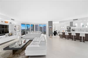 21050 Point Pl #1602, Aventura, FL 33180, Sold 04/25/24