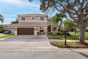 3828 Eagle Ct, Weston, FL 33331, Sold 03/27/24